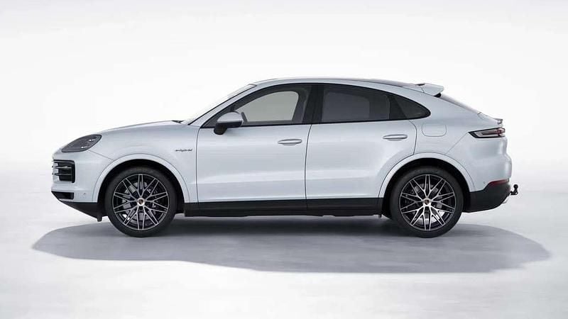 Usata Porsche Cayenne 470 CV (345 kW) 2024 Argento dolomite SUV