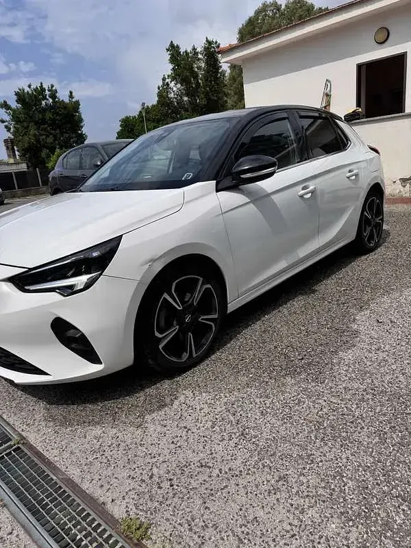 Usata Opel Corsa GS Line 101 CV (74 kW) 2021 Utilitaria