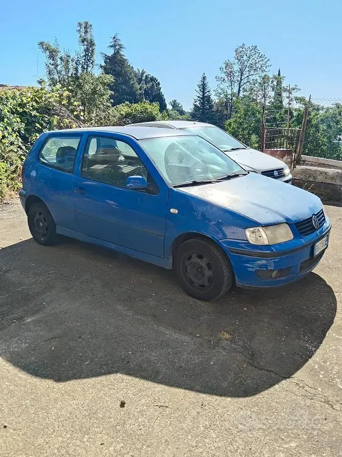 Usata VW Polo Comfortline 75 CV (55 kW) 2001 Blu Berlina