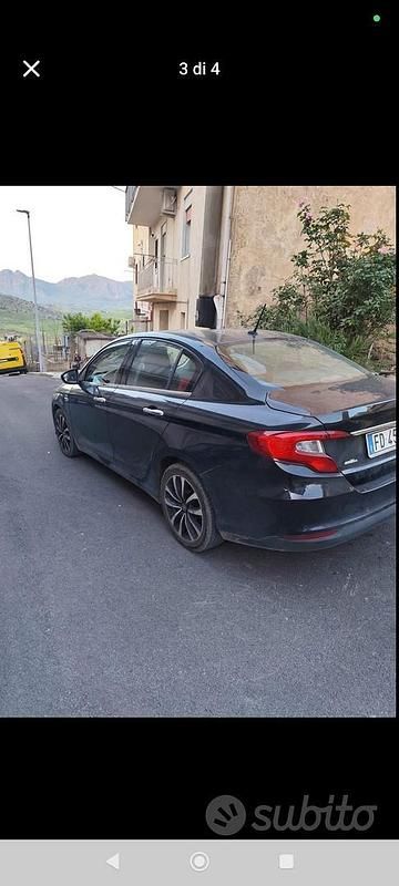 Usata Fiat Tipo 120 CV (88 kW) 2015 Nero Berlina