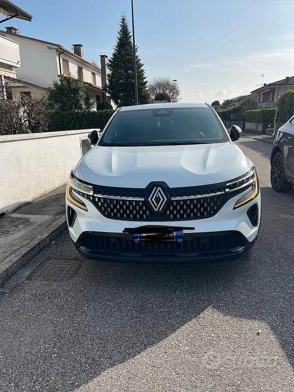 Usata Renault Austral 200 CV (147 kW) 2023 Bianco SUV