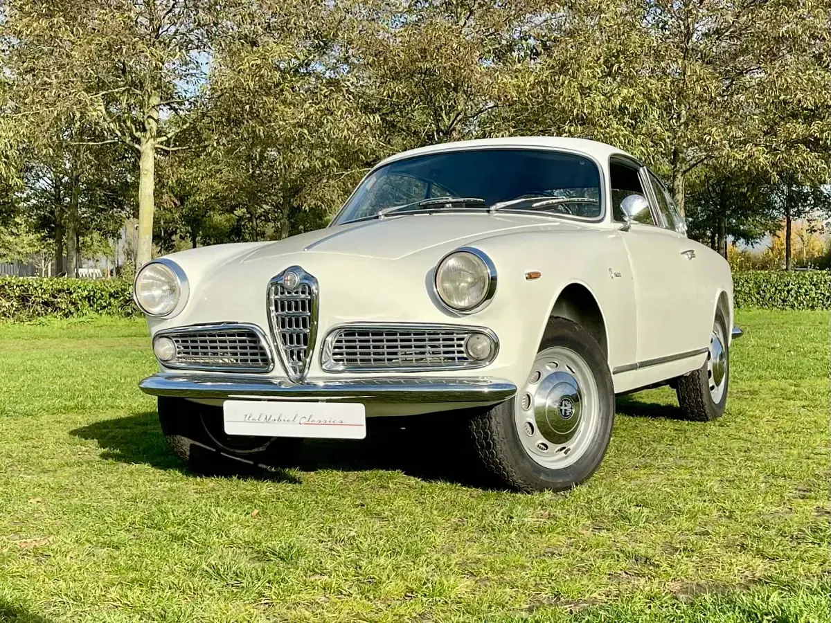 Usata Alfa Romeo Giulia Sprint Sprint 92 CV (67 kW) 1963 Bianco Coupé