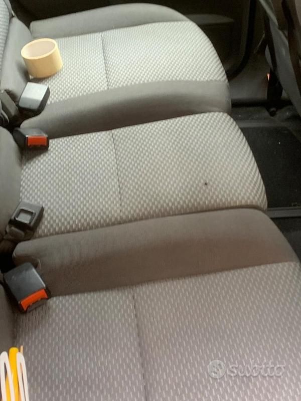 Usata Ford C-MAX 100 CV (73 kW) 2003 Grigio Monovolume