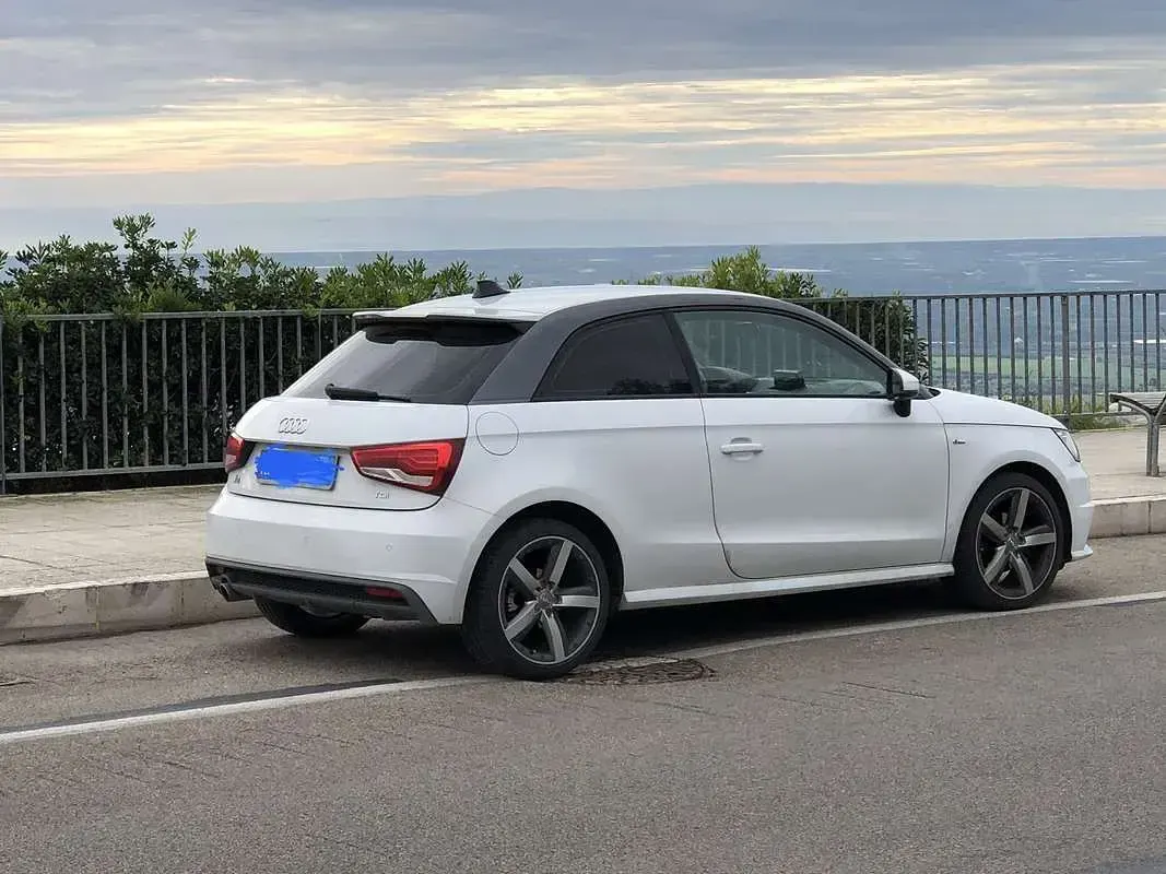 Usata Audi A1 Sport 90 CV (66 kW) 2016 Utilitaria