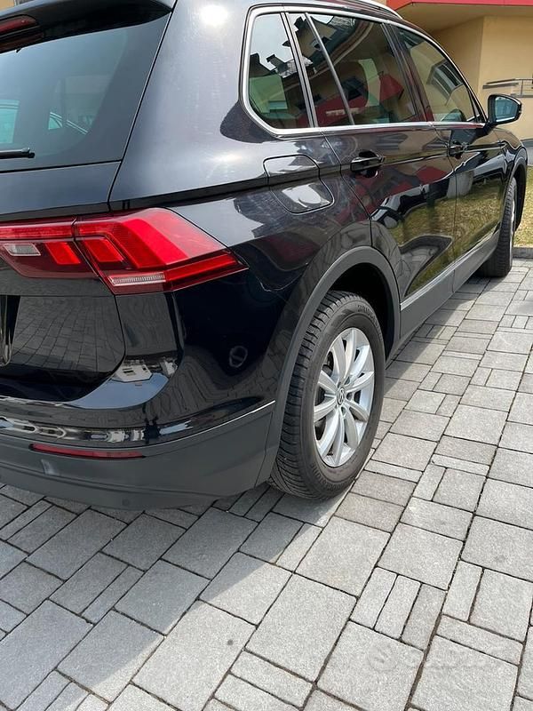 Usata VW Tiguan Business 116 CV (85 kW) 2018 Nero SUV