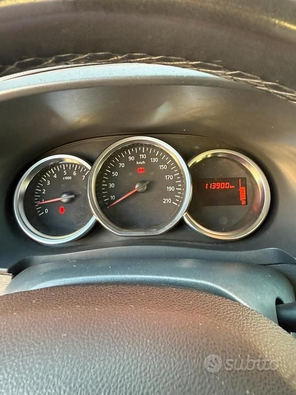Usata Dacia Lodgy Stepway 116 CV (85 kW) 2019 Grigio Monovolume