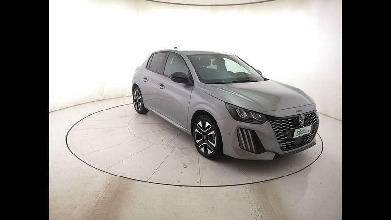 Usata Peugeot 208 Allure 101 CV (74 kW) 2024 Grigio Utilitaria