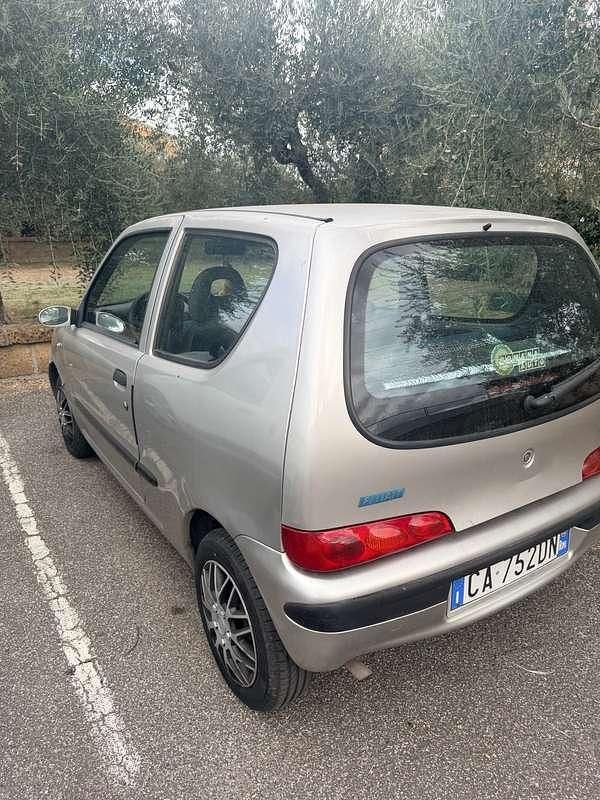 Usata Fiat Seicento 54 CV (39 kW) 2002 Argento Utilitaria