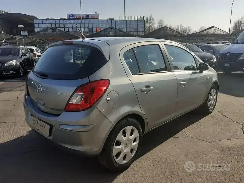 Usata Opel Corsa 85 CV (62 kW) 2015 Grigio Utilitaria