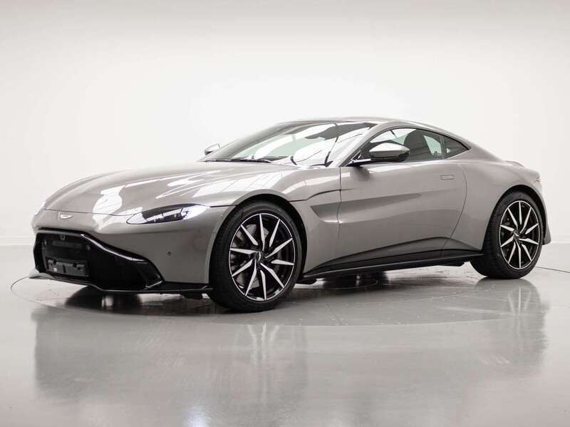 Tungsten silver Usata 2021 Aston Martin V8 Vantage Coupé | 137.890 € (Molto cara) - Immagine 1/4