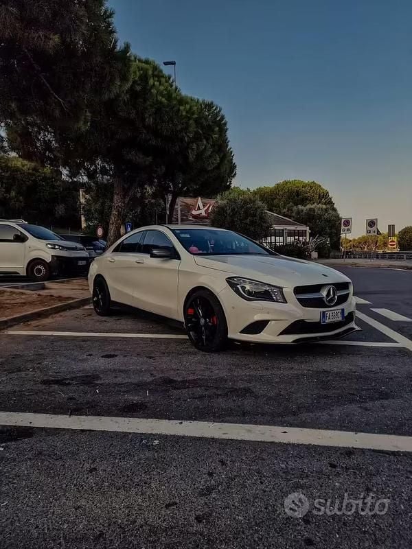 Usata Mercedes CLA200 2015 Bianco Berlina