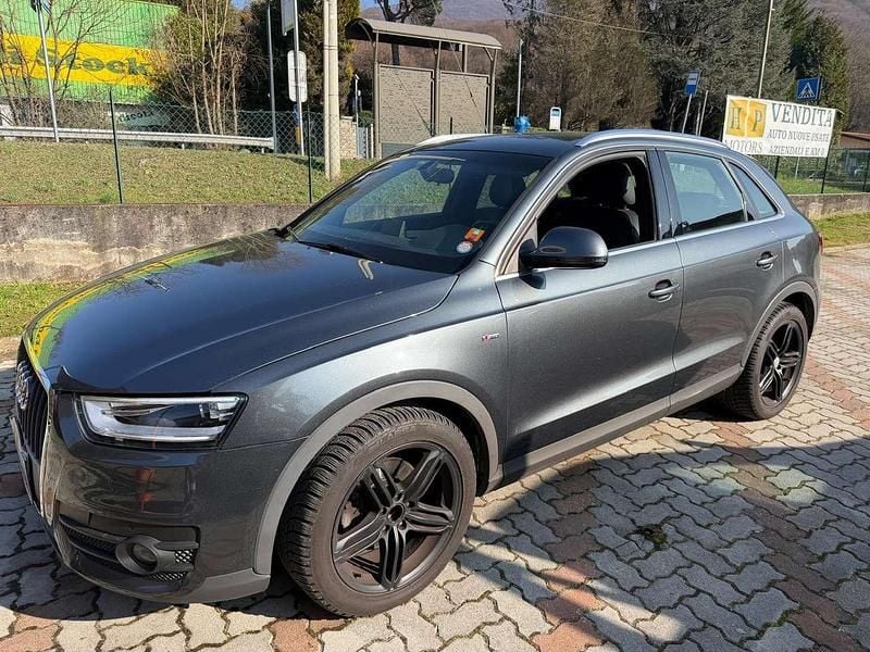 Begagnad Audi Q3 Business 140 HK (102 kW) 2014 Grå SUV