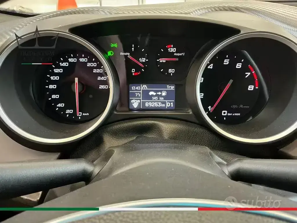 Usata Alfa Romeo Giulietta Veloce 240 CV (176 kW) 2019 Grigio Utilitaria