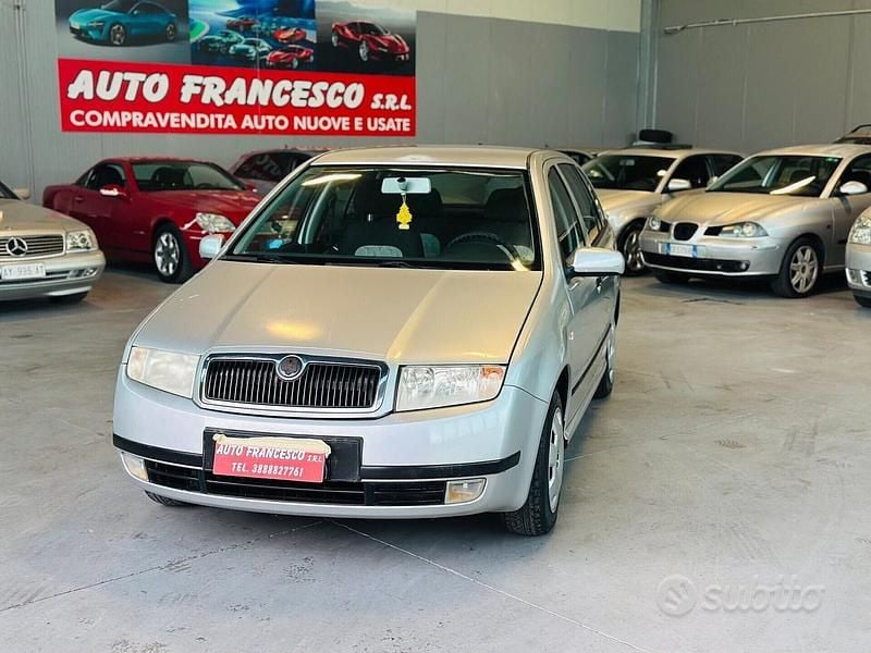 Usata Skoda Fabia Comfort 75 CV (55 kW) 2003 Grigio Station wagon