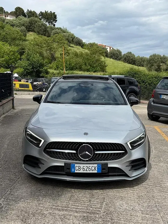 Usata Mercedes A180 AMG line 2020 Grigio Berlina