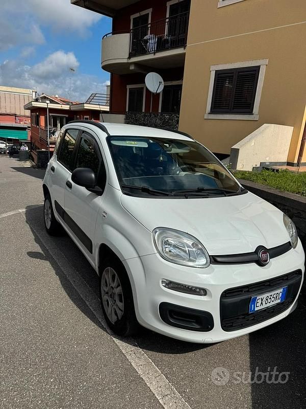 Usata Fiat Panda 70 CV (51 kW) 2015 Utilitaria