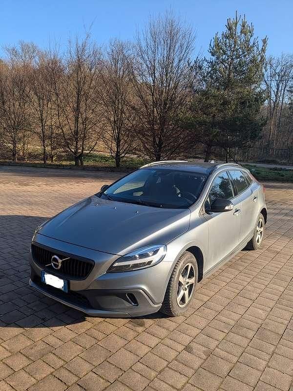 Usata Volvo V40 CC Kinetic 120 CV (88 kW) 2018 Station wagon