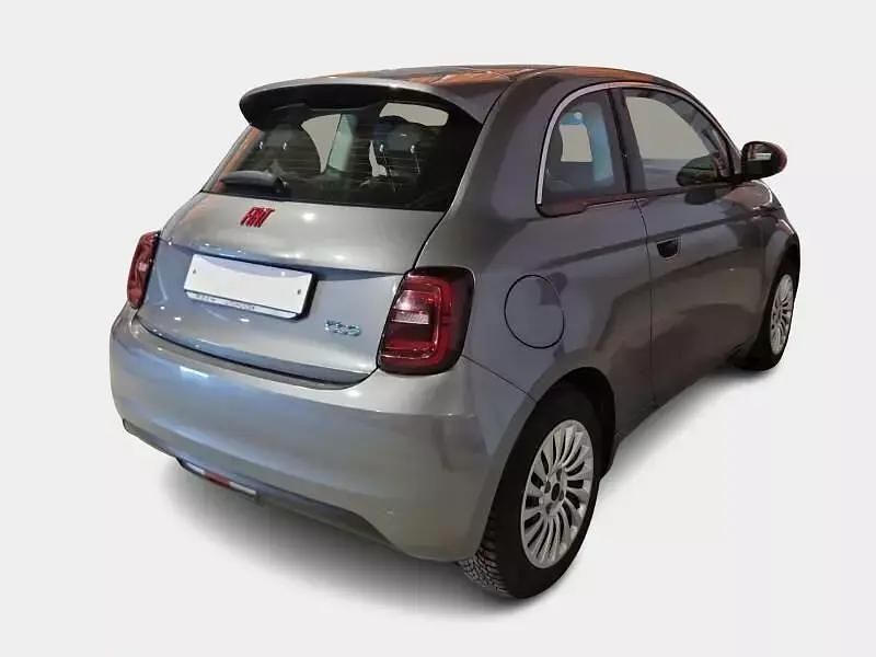 Usata Fiat 500e Red 42 kW (58 CV) 2023 Grigio Berlina