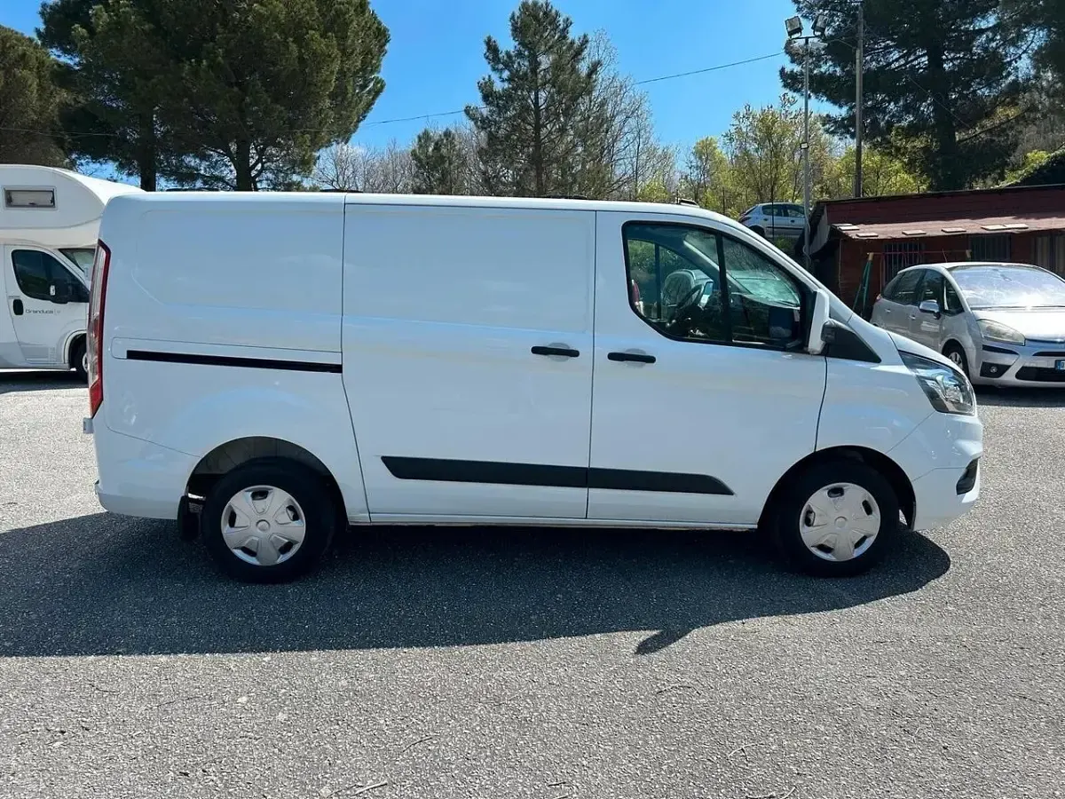 Usata Ford Transit Custom Titanium 130 CV (95 kW) 2023 Bianco