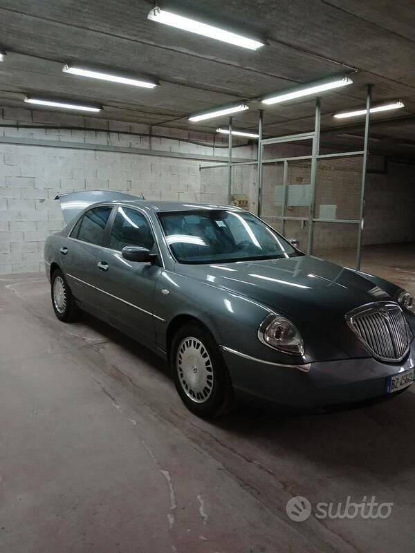 Usata Lancia Thesis 215 CV (158 kW) 2002 Grigio Berlina