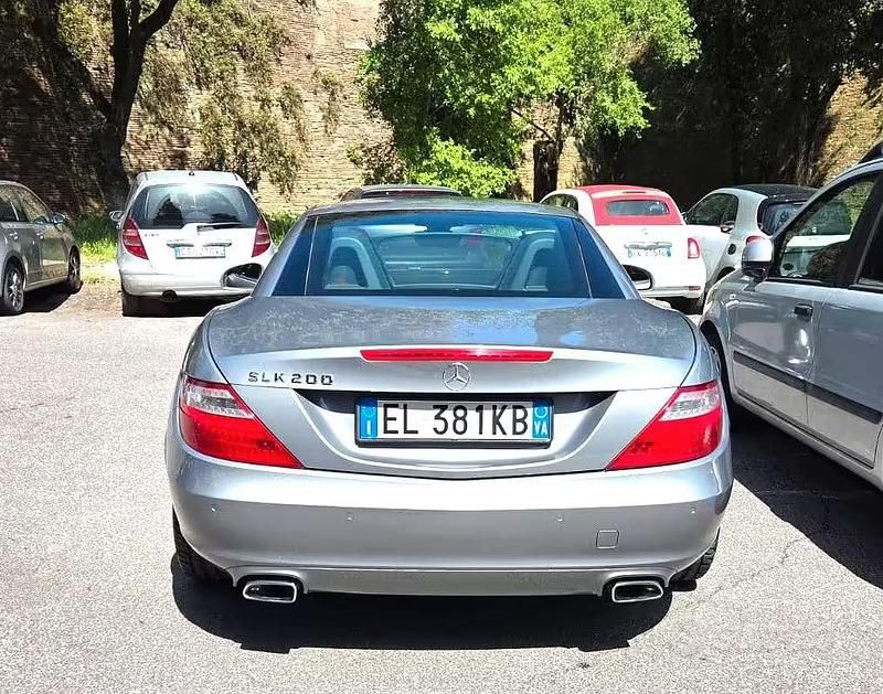Usata Mercedes SLK200 184 CV (135 kW) 2012 Grigio Cabrio