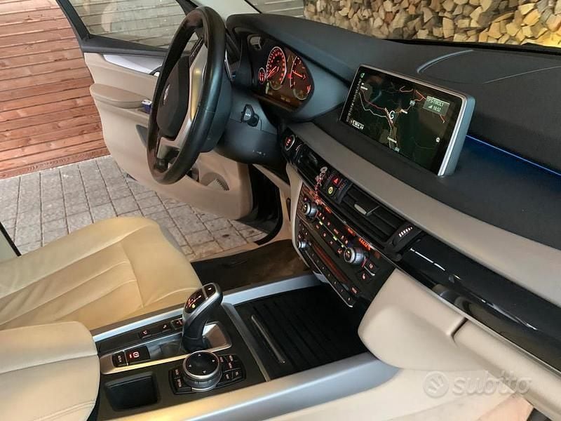 Usata BMW X5 Comfort Edition 218 CV (160 kW) 2014 Nero SUV