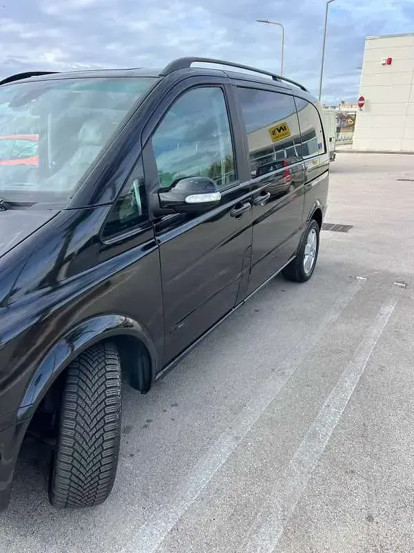 Usata Mercedes Viano 204 CV (150 kW) 2008 Nero Monovolume