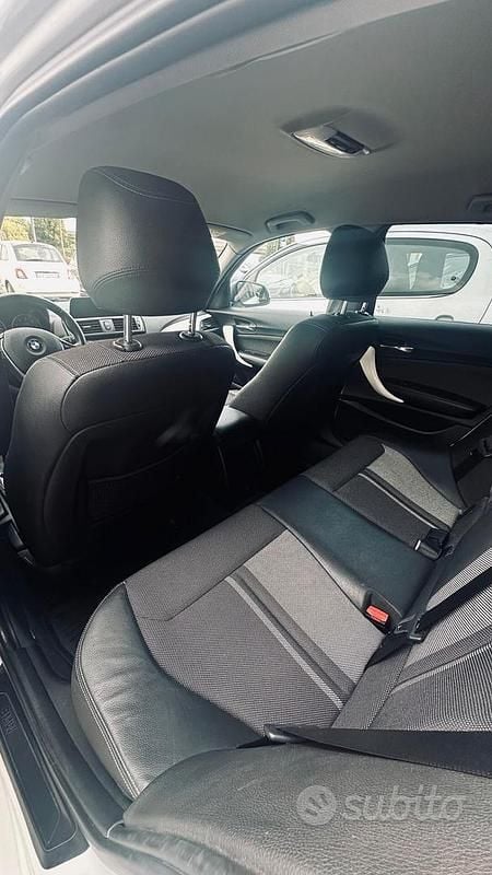 Usata BMW 118 Urban Line 116 CV (85 kW) 2015 Bianco Utilitaria