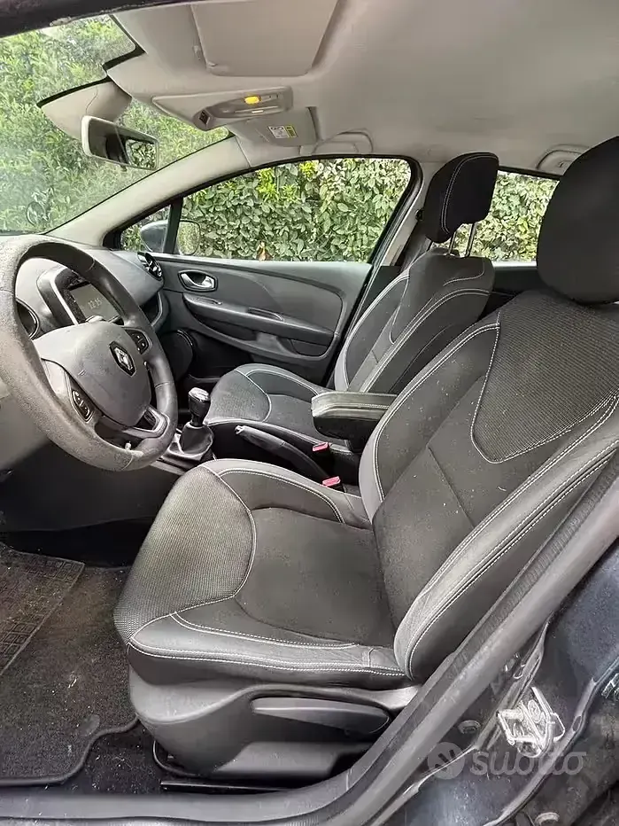 Usata Renault Clio 58 CV (42 kW) 2017 Grigio Utilitaria