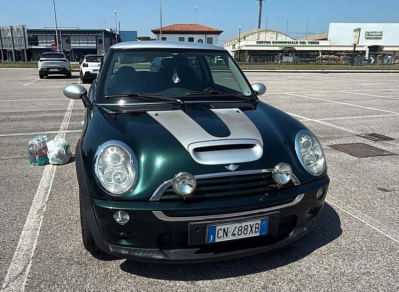 Usata Mini Cooper S 170 CV (125 kW) 2004 Verde Utilitaria