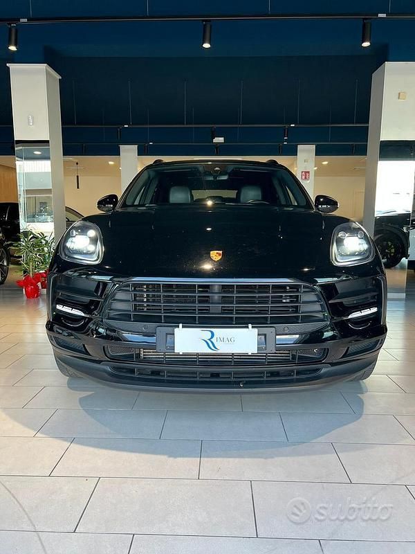 Usata Porsche Macan 244 CV (179 kW) 2021 Nero SUV