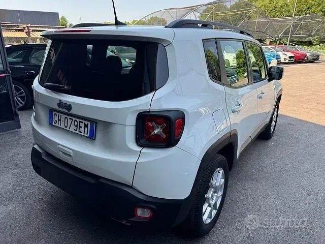Usata Jeep Renegade Limited 190 CV (139 kW) 2021 Bianco pastello SUV