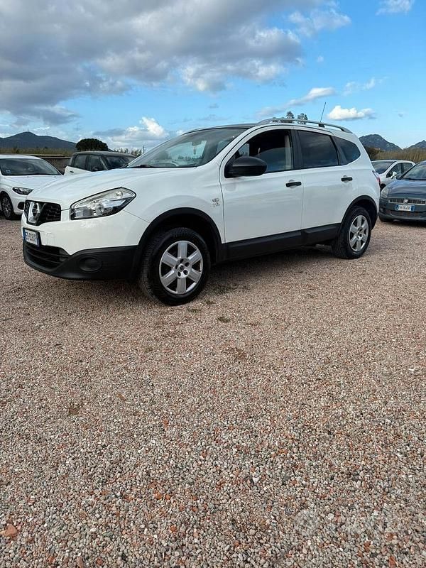 Usata Nissan Qashqai +2 106 CV (77 kW) 2010 Bianco SUV