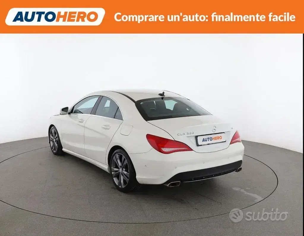 Usata Mercedes CLA200 136 CV (100 kW) 2016 Bianco Berlina