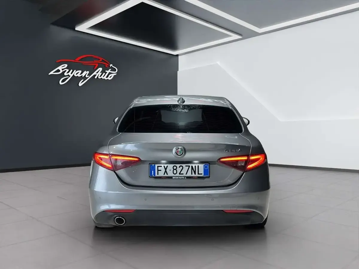 Usata Alfa Romeo Giulia Tech Edition 160 CV (117 kW) 2019 Other Berlina