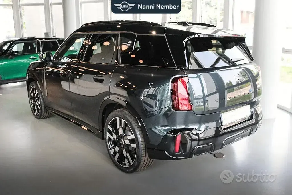 Nuova Mini John Cooper Works Countryman 170 CV (125 kW) 2026 Grigio SUV