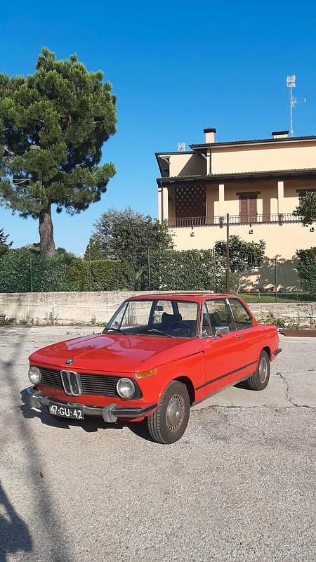 Usata BMW 1502 74 CV (54 kW) 1975 Rosso Berlina