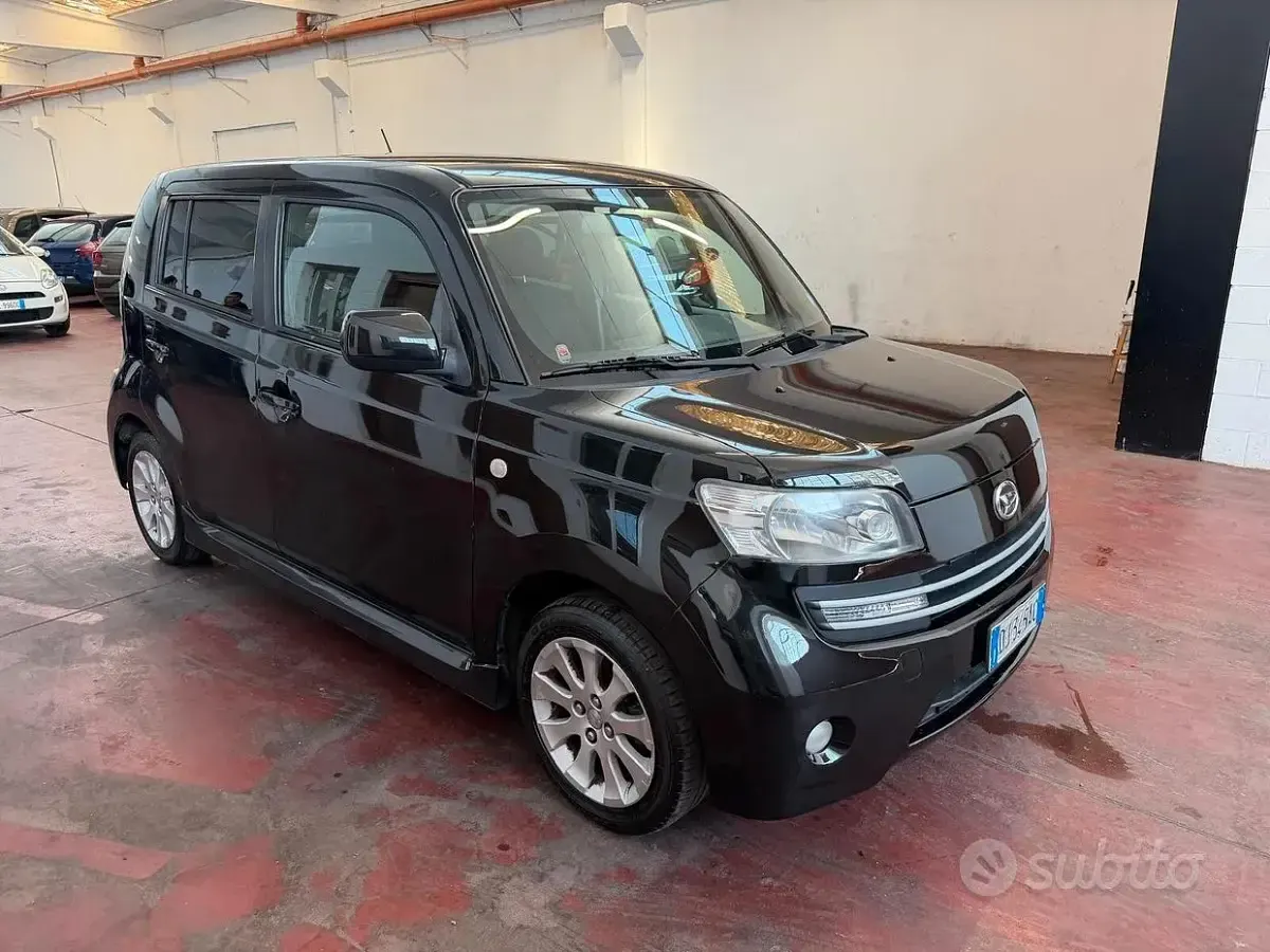 Usata Daihatsu Materia HIRO 91 CV (66 kW) 2007 Nero Monovolume