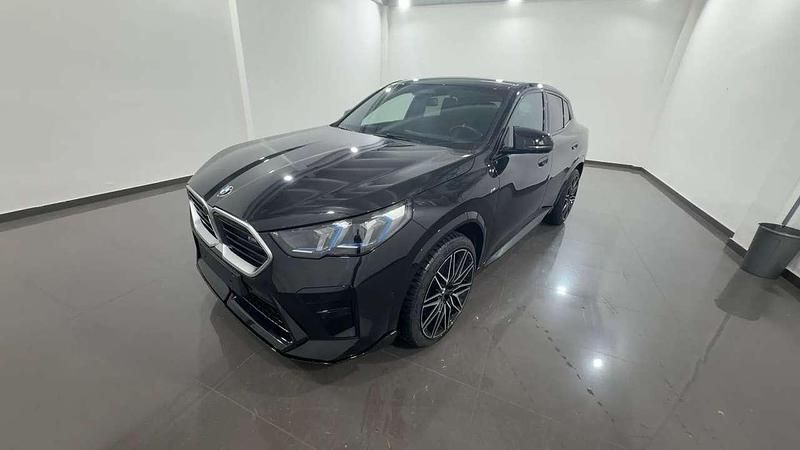 Usata BMW X2 300 CV (220 kW) 2024 Saphirschwarz metallic SUV