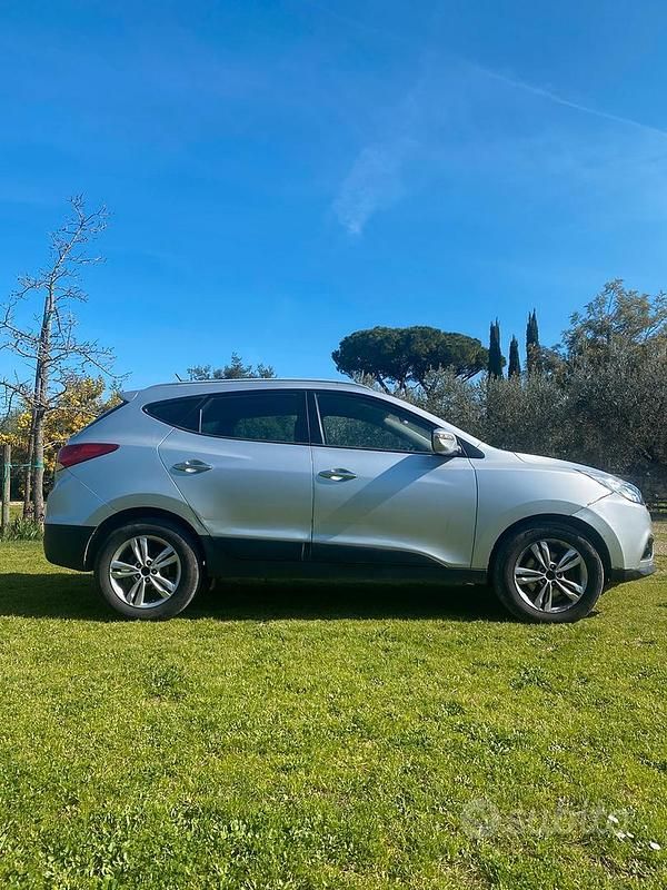 Usata Hyundai ix35 Comfort 136 CV (100 kW) 2012 Grigio SUV