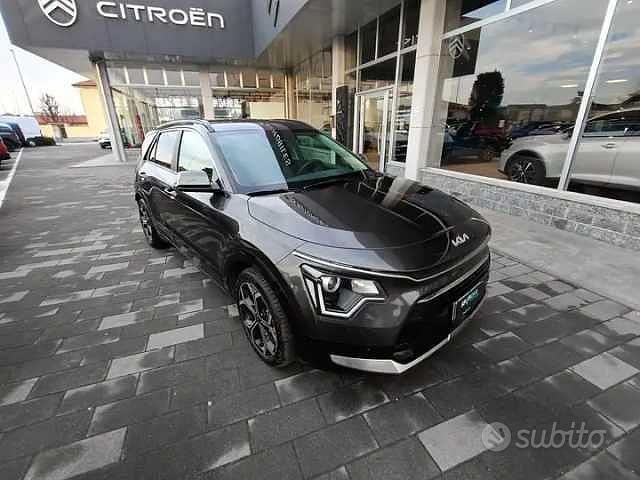 Usata Kia Niro Style 141 CV (103 kW) 2023 Grigio SUV