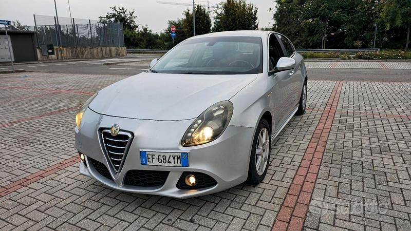 Usata Alfa Romeo Giulietta 2011 Grigio Berlina