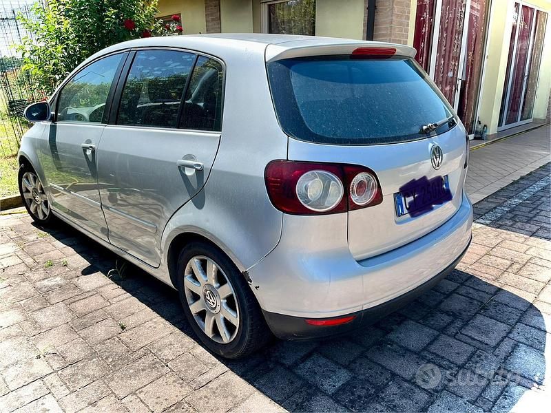 Usata VW Golf Plus Cross 105 CV (77 kW) 2005 Grigio Monovolume