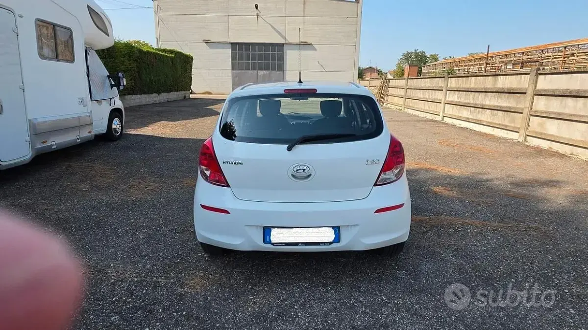 Usata Hyundai i20 Edition 85 CV (62 kW) 2013 Bianco Utilitaria