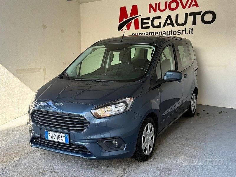 Usata Ford Tourneo Courier 101 CV (74 kW) 2019 Blu Monovolume