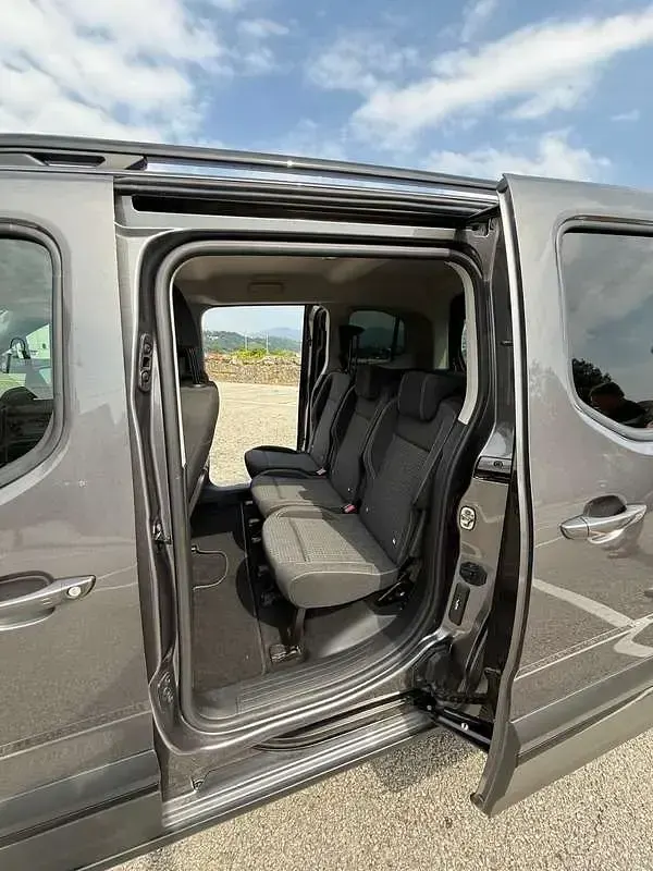 Usata Peugeot Rifter GT-line 131 CV (96 kW) 2019 Monovolume
