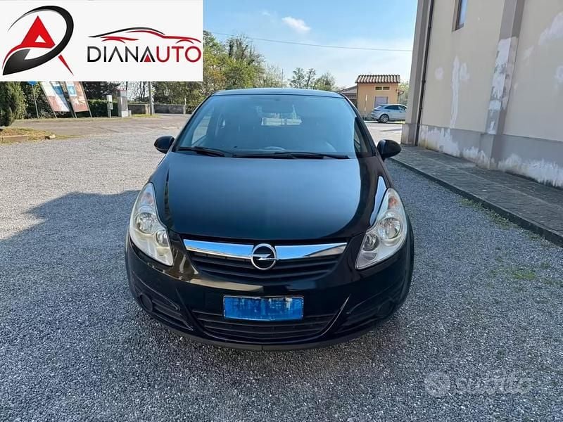 Usata Opel Corsa Club 80 CV (58 kW) 2007 Nero Utilitaria