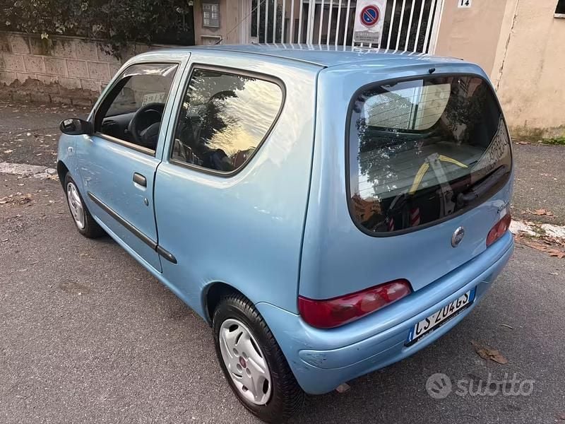 Usata Fiat Seicento 54 CV (39 kW) 2005 Blu Utilitaria