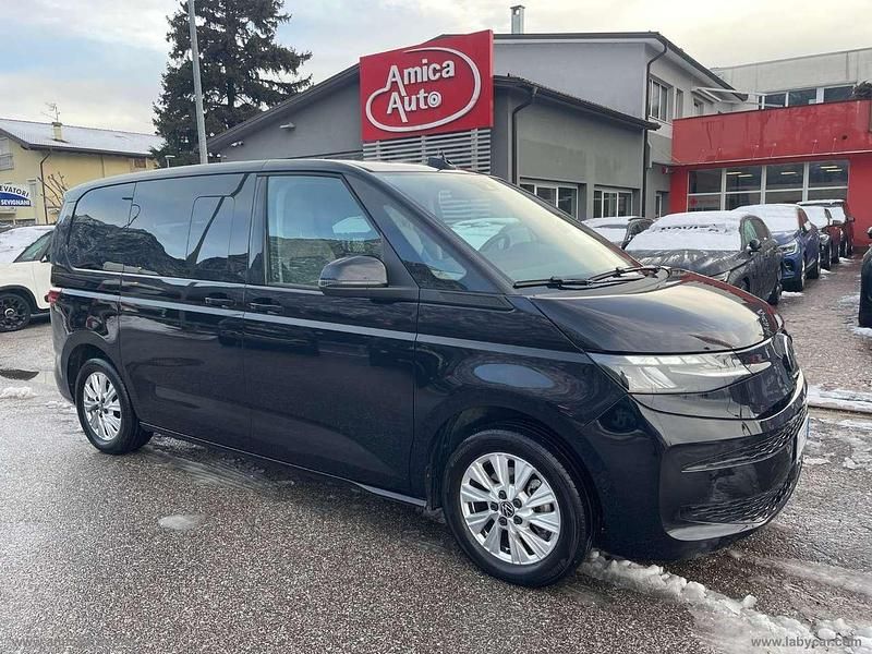 Usata VW Multivan 150 CV (110 kW) 2025 Nero Furgone