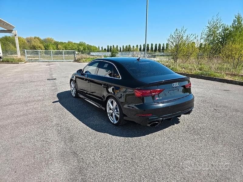 Usata Audi RS3 400 CV (294 kW) 2018 Nero Berlina